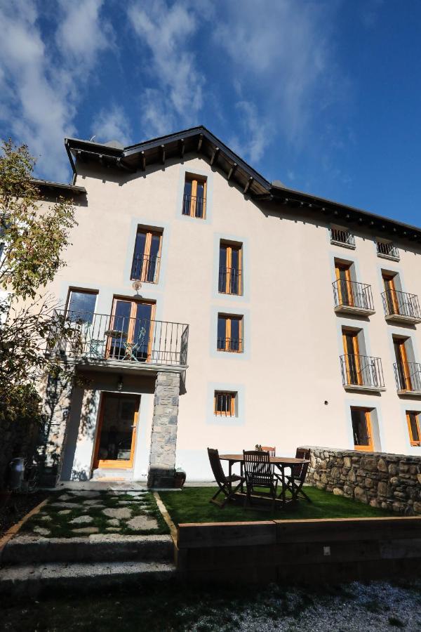 Domaine Agricole Cotze / Casa Rural Enveitg Exteriér fotografie